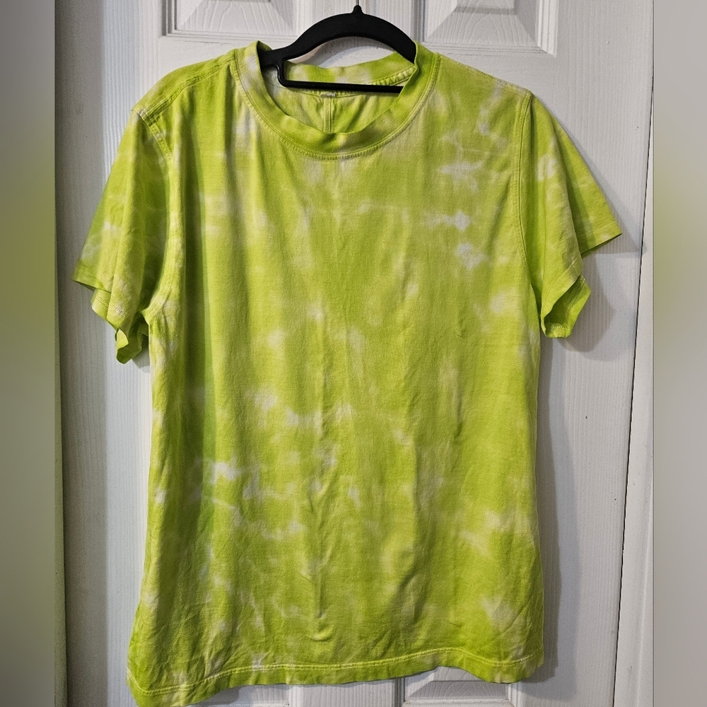 lululemon athletica Lime Tie-Dye T-Shirt